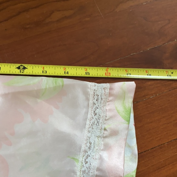 Oscar de la Renta Pink Label Pajama set - Picture 15 of 16